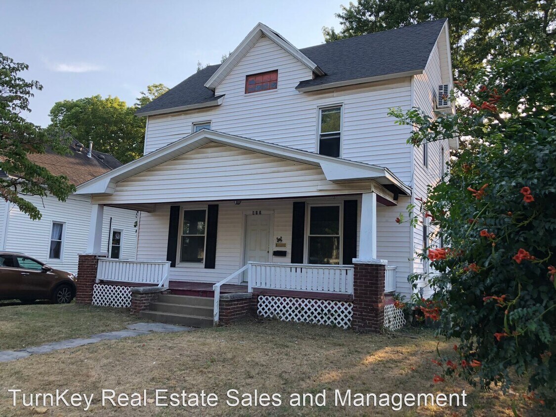 Primary Photo - 2 br, 2 bath House - 513 s main ave