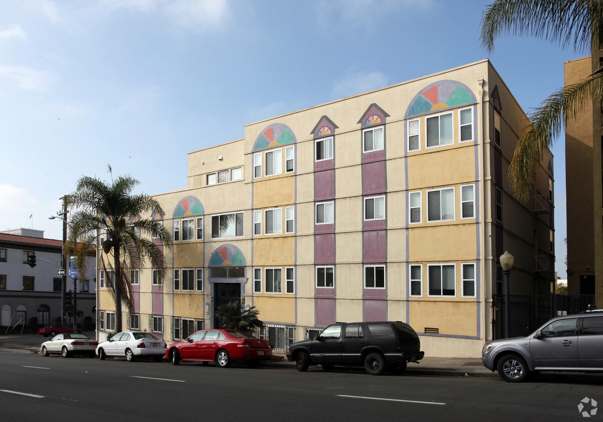 Building Photo - Grandview Apartments