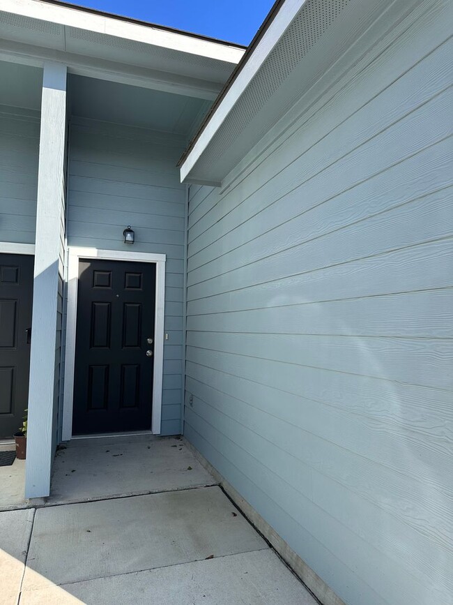 Foto del edificio - 604-606 Grayson Ln