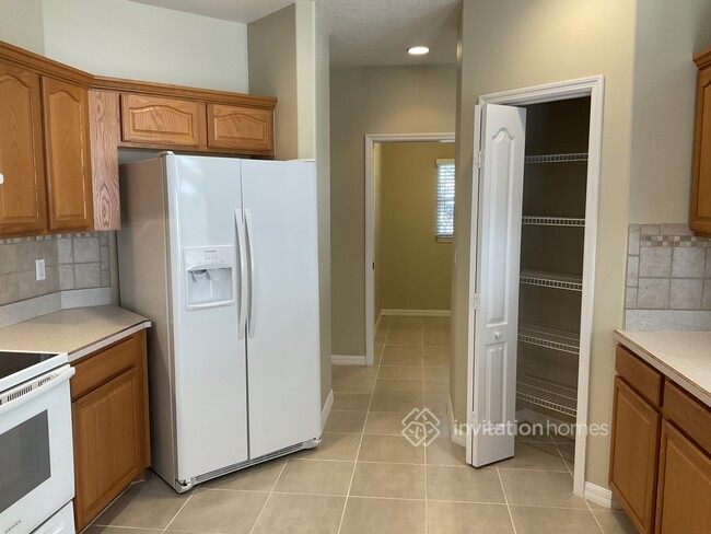 Foto del edificio - 2134 Sleepy Hollow Dr NE