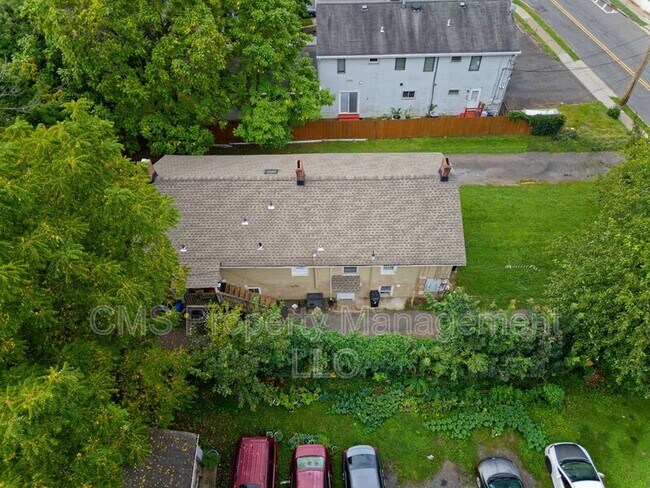 Foto del edificio - 148 Davenport St