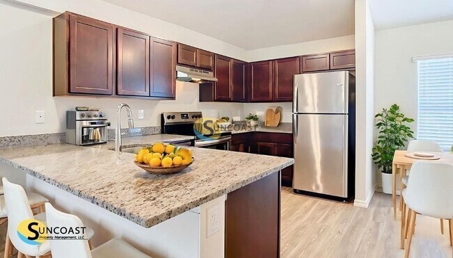 Foto del edificio - 17172 Belmont Ave