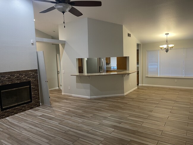 Building Photo - 9024 Amador Valley Ct