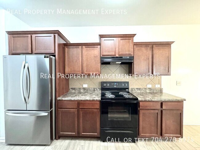 Foto del edificio - 9851 Hanberry Blvd