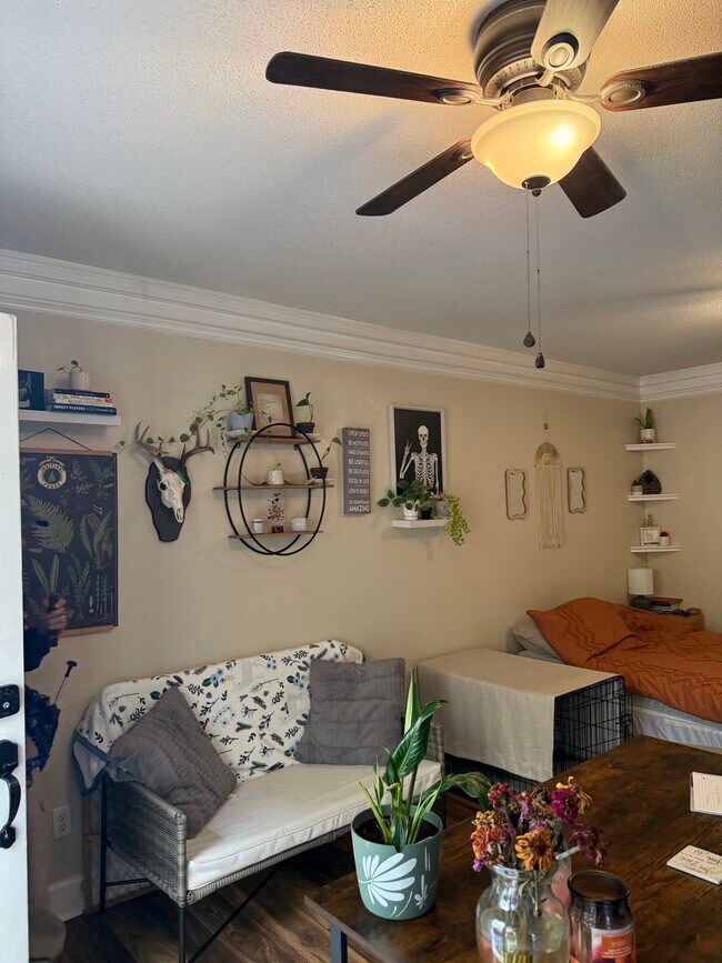 Foto del edificio - 1185 Johnson Rd