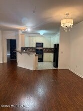 Building Photo - 414 Sloan Ct