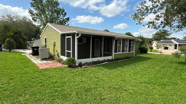 Foto del edificio - 8942 SW 109th Ln