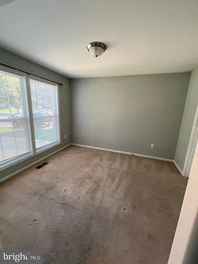 Building Photo - 3429 Everette Dr