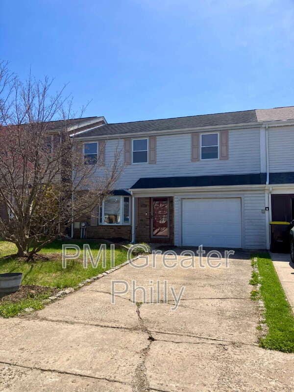 Building Photo - 2466 Brandon Ct