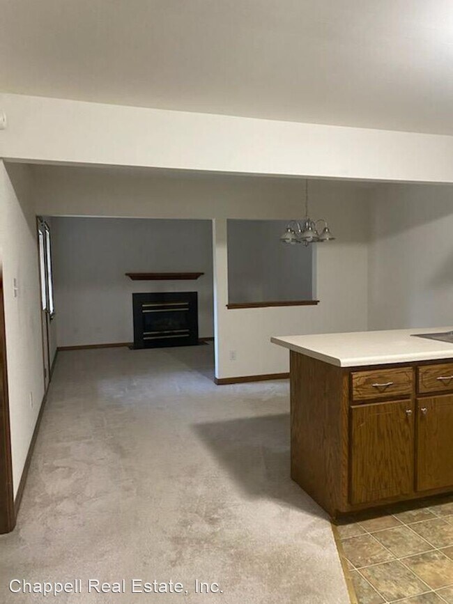 Building Photo - 2 br, 1 bath House - 3040 Westmoreland Ct.