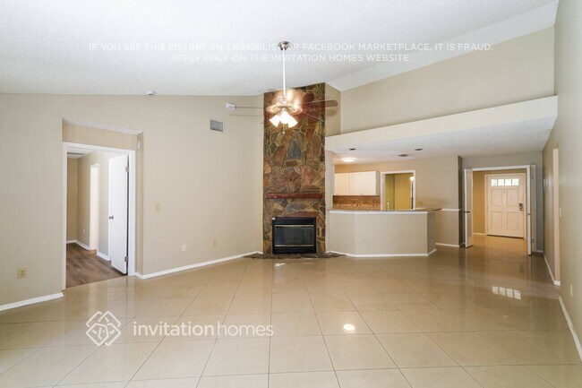 Building Photo - 901 Sandywood Dr