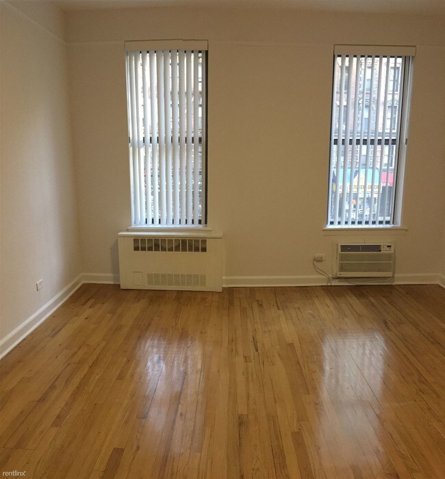 Foto del edificio - 330 E 80th St