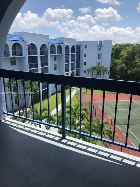 Foto del edificio - 9440 Fontainebleau Blvd