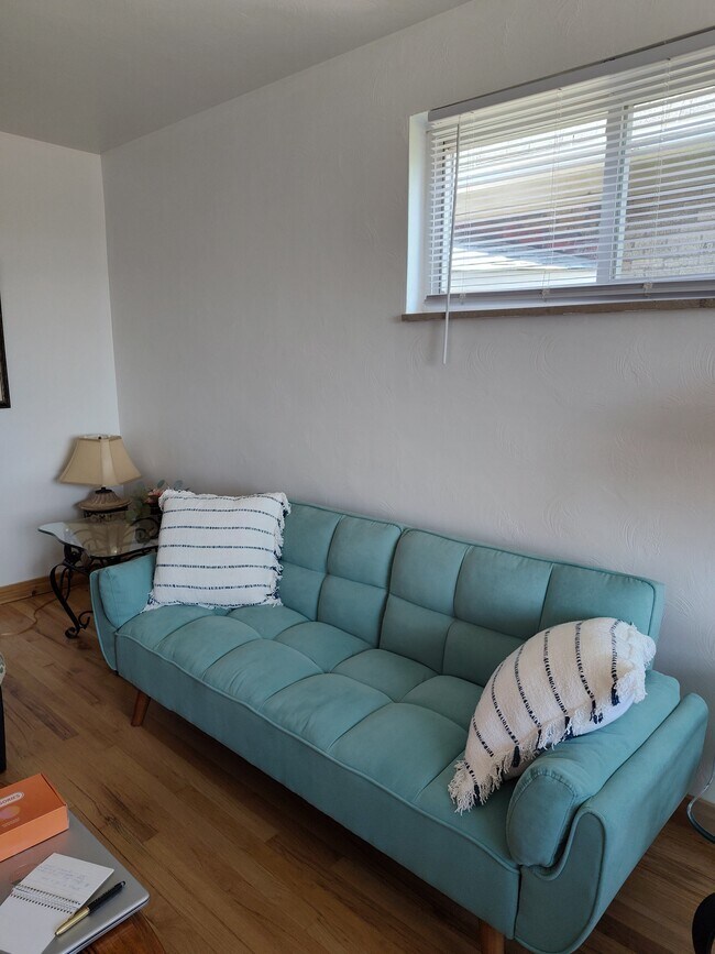 Foto del edificio - 1718 Fallowfield Ave