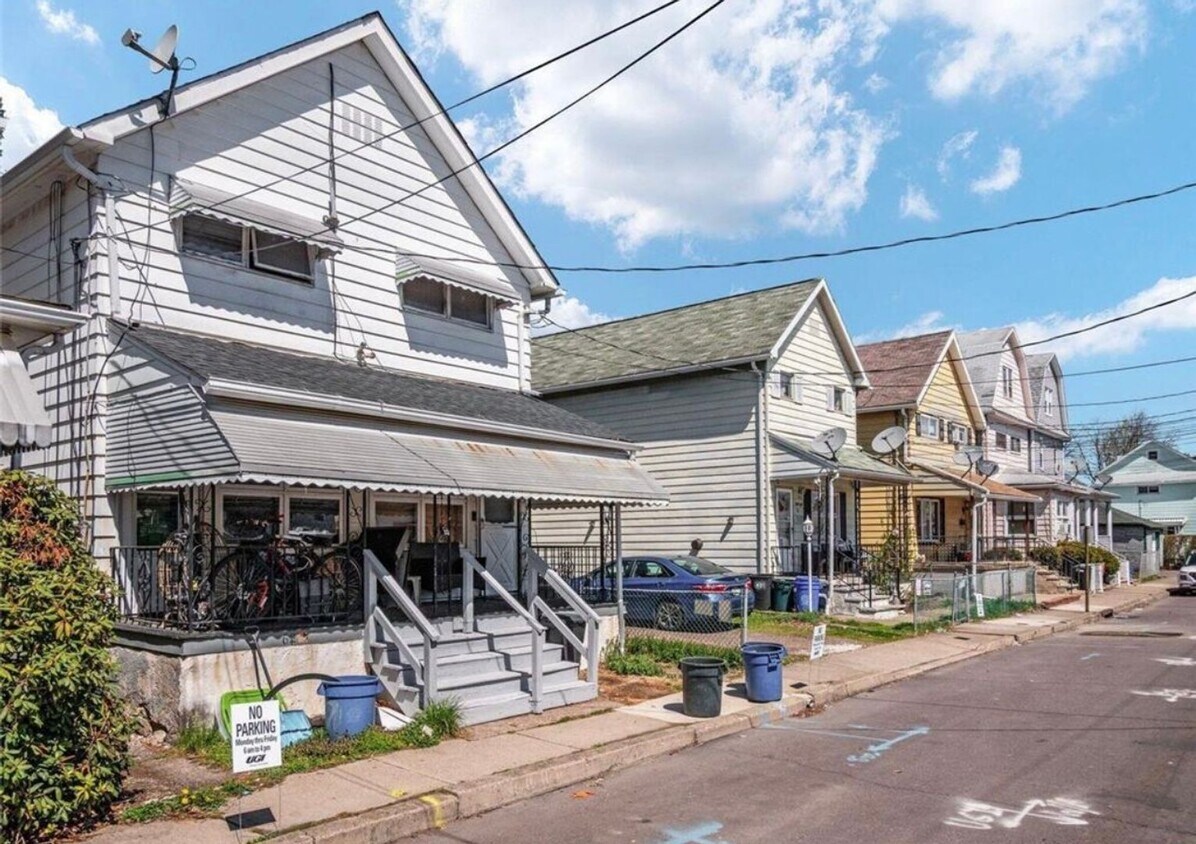 Primary Photo - 60-62 Luzerne Street