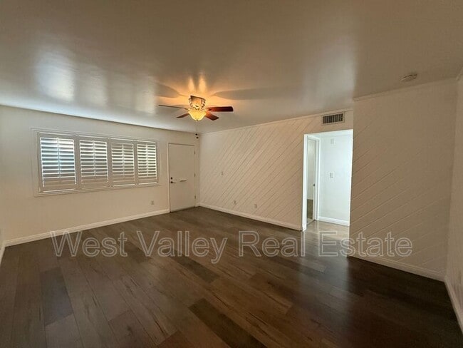 Foto del edificio - 543 Front St