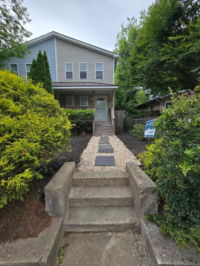 Building Photo - 1404 N 30th St
