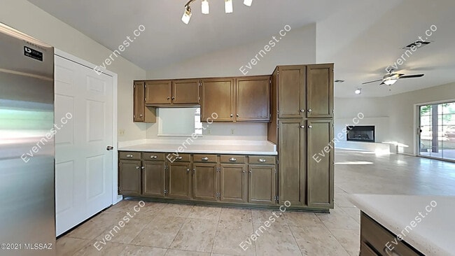 Foto del edificio - 12690 N Bandanna Way