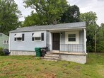 Foto principal - 3 BEDROOM, 1 BATH, 900 SQ FT, GAS HEAT, WI...