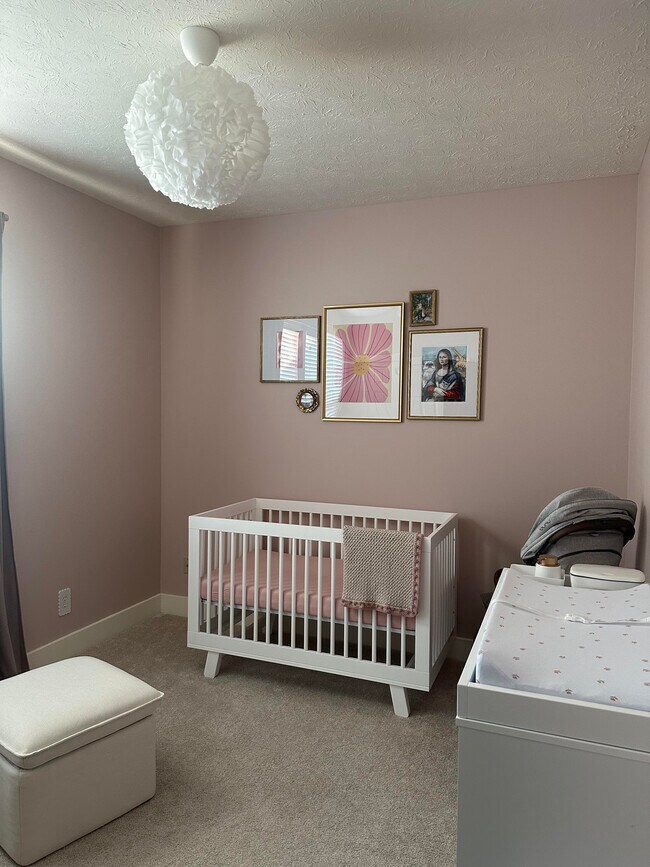 Foto del edificio - 8738 Kipling Dr