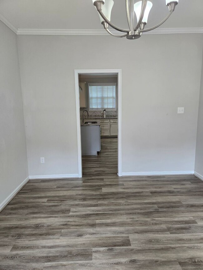 Building Photo - 2689 Annapolis Cir