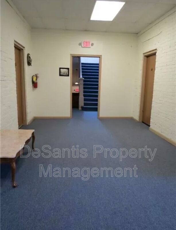 Building Photo - 4200 Arnold Ave