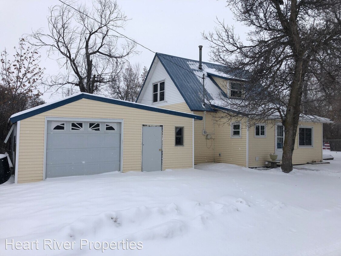 310 2nd St NW, Belfield, ND 58622 House Rental in Belfield, ND