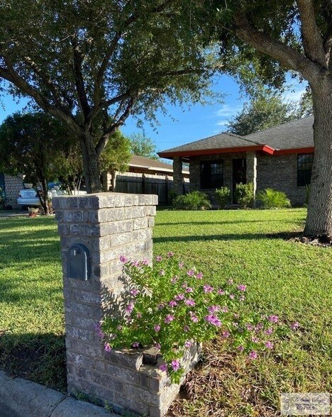 Foto del edificio - 1910 Wyoming Dr