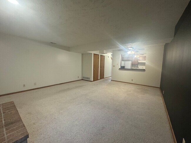 Foto del edificio - 2 bed 2 bath area Townhouse near Southpointe