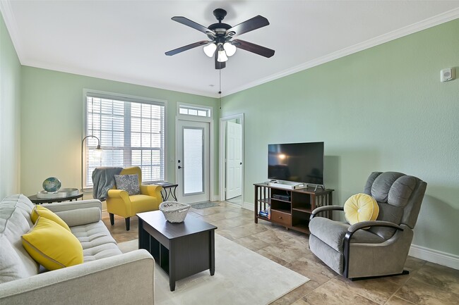 Foto del edificio - 7000 Seawall Blvd