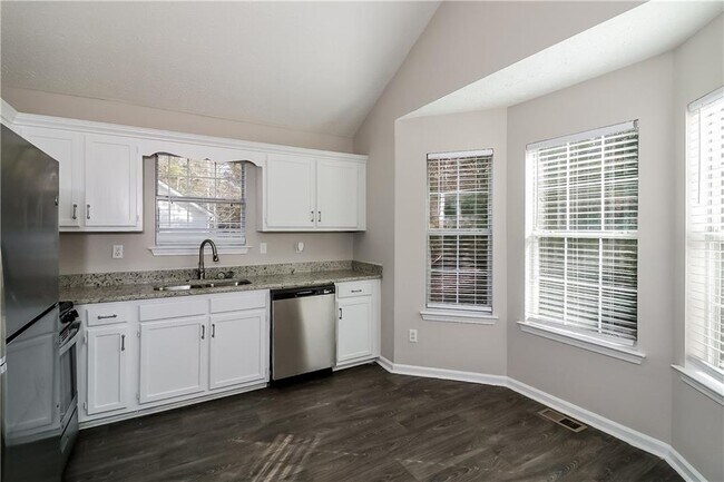 Foto del edificio - 173 Lovejoy Cir