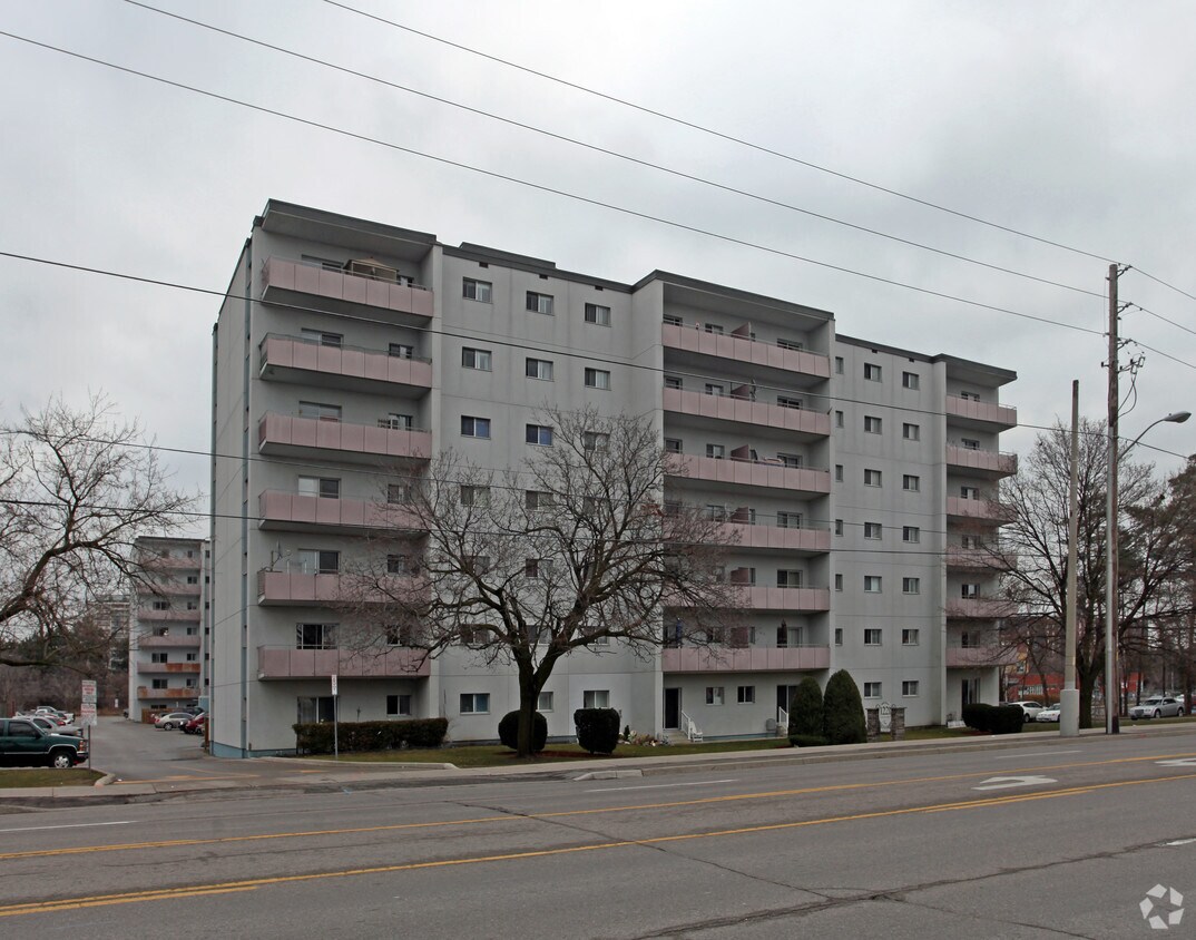 Princess Anne Apartments 1221 Simcoe St N Oshawa, ON
