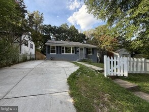 Building Photo - 128 Whitmoor Terrace