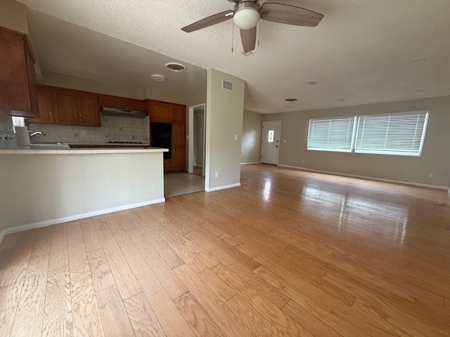 Building Photo - 16416 Rayen St