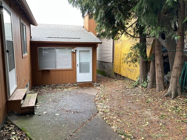 Foto del edificio - 4223 SE 30th Ave