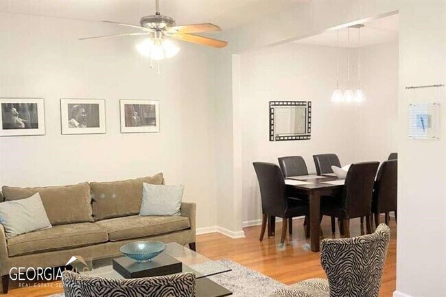 Foto del edificio - 4641 Parkway Cir