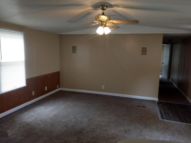 Foto del edificio - 6213 Little Madison Way