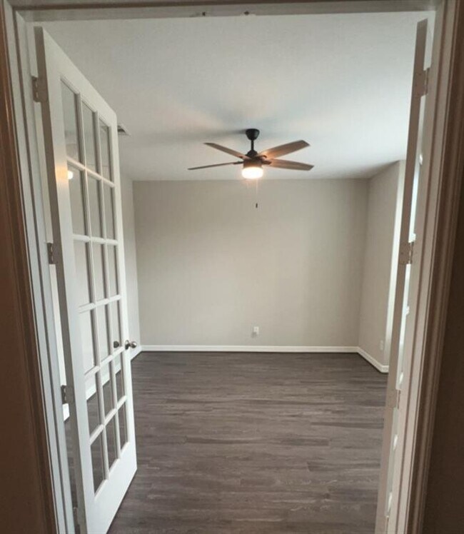 Foto del edificio - 14615 Birchwood Falls Trail