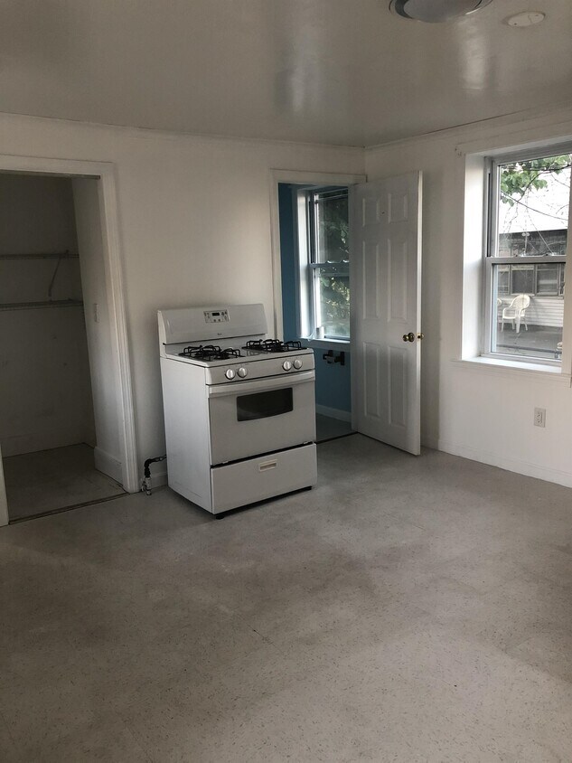 8 Depot Square Unit 82, Leominster, MA 01453 Apartment for Rent in