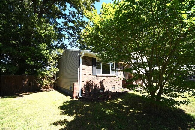 Building Photo - 8356 Cape View Ct