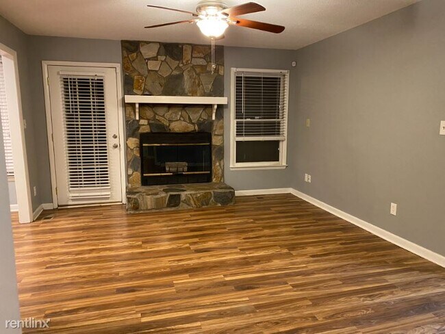 Foto del edificio - 3 br, 2 bath House - 6805 Leeds Ct