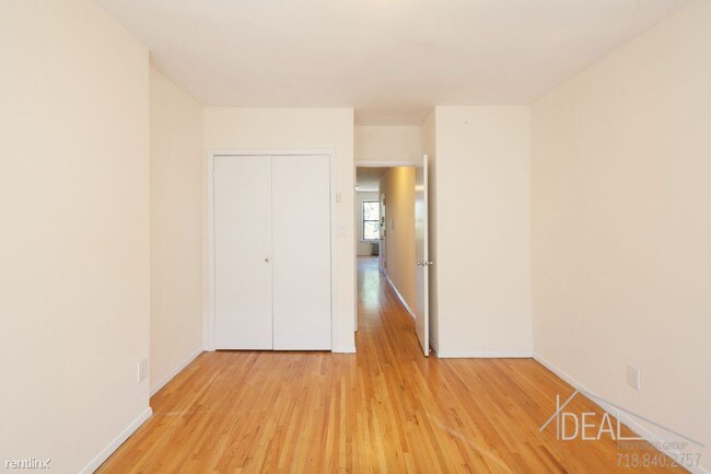 Foto del edificio - 1700 8th Ave