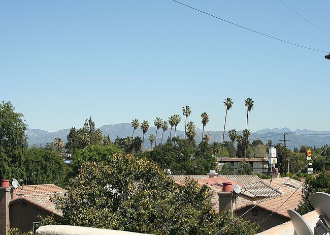 Foto del edificio - 5242 Vesper Ave