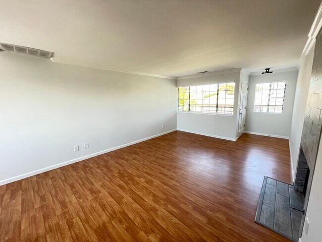 Building Photo - 3636 S Centinela Ave