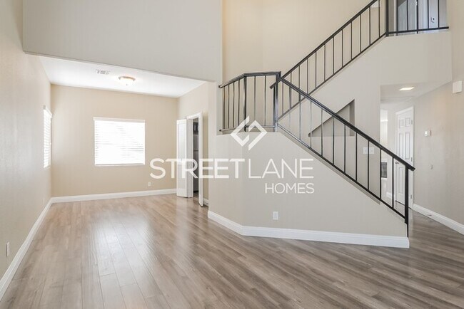 Building Photo - 4 Bedroom Home in Henderson!