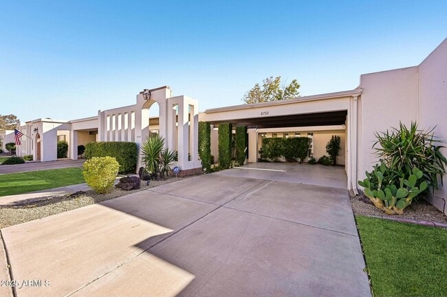 Foto del edificio - 8733 E Vía De Viva