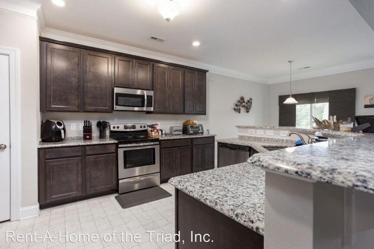 Foto del edificio - 4 br, 3 bath House - 5213 Roshni Terrace