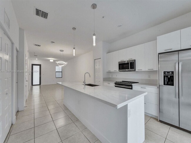 Photo - 8195 NW 104th Ave House