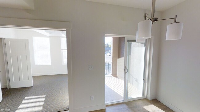 Foto del edificio - 3 br, 2 bath Condo - 45 South Main Street 201