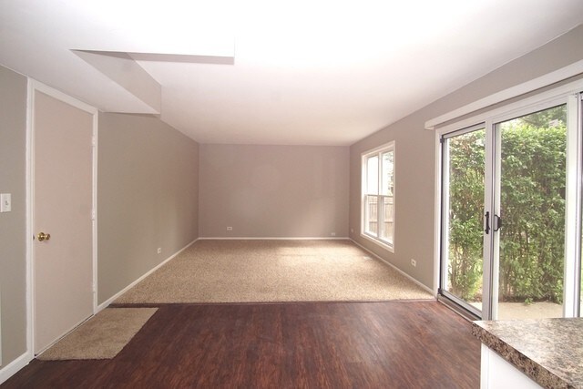 Foto del edificio - 3170 Village Green Dr